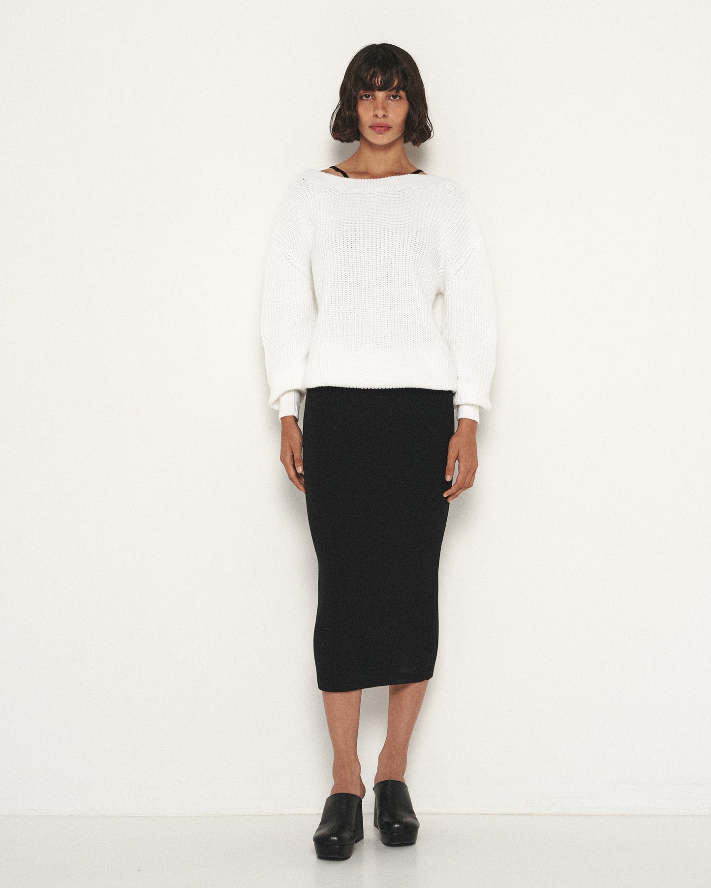 Wollpullover mit Strass-Applikation in Weiß