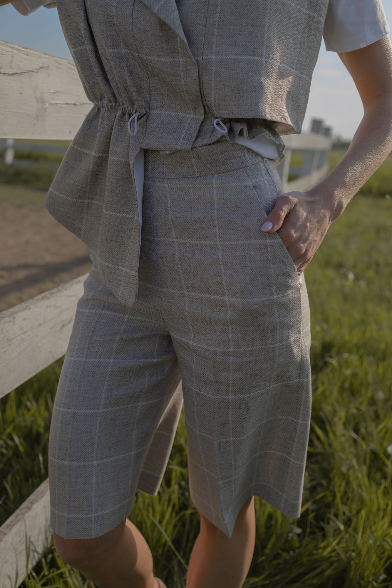 Bermuda Shorts aus Leinen-Baumwolle