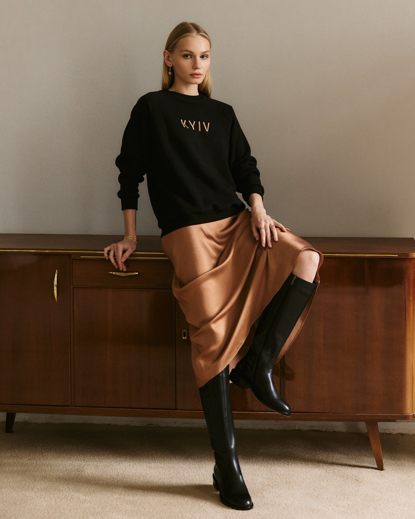 Slip Midirock mit leichtem Glanz in Bronze
